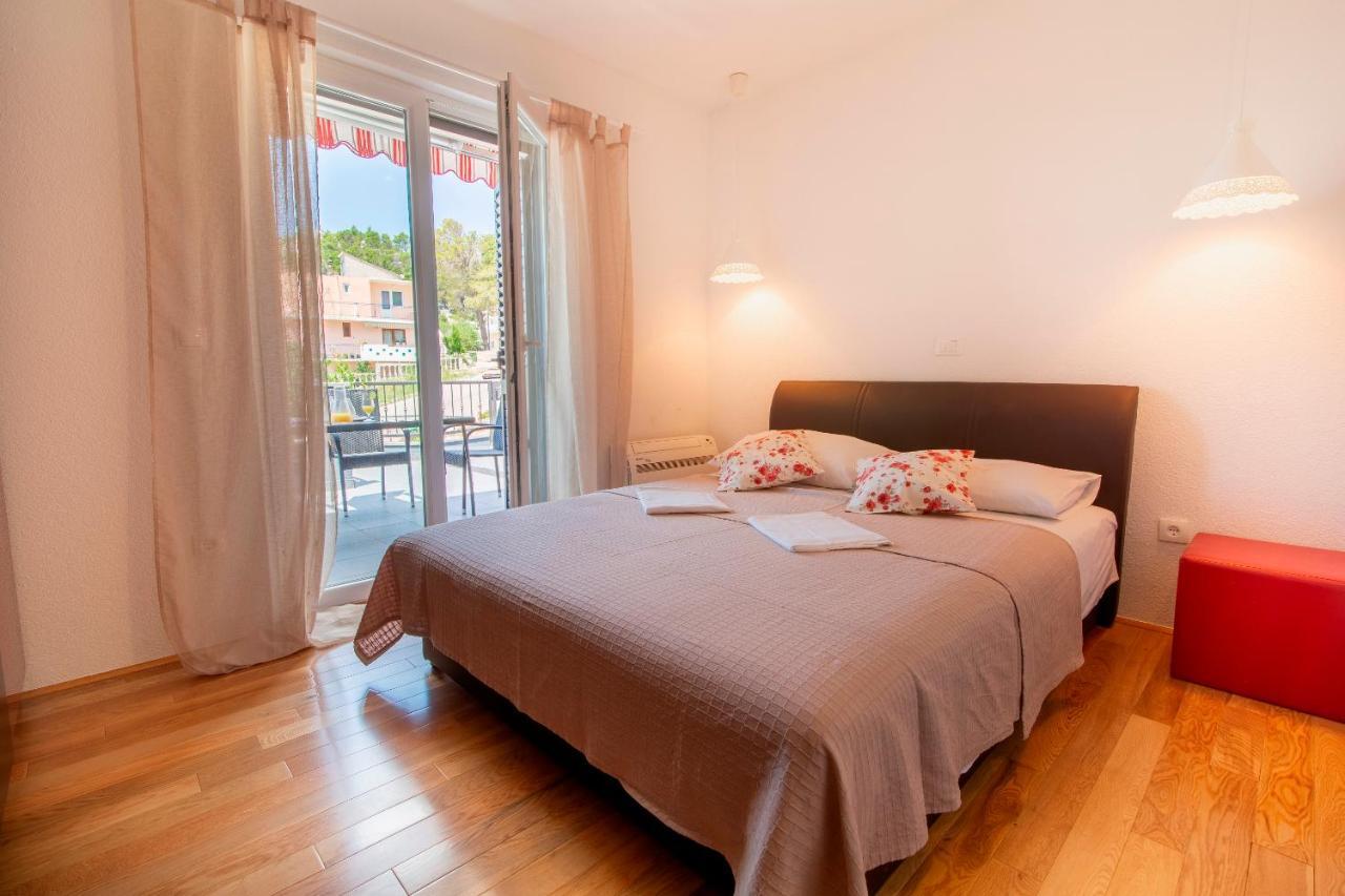 La Storia Apartments Makarska Exterior photo