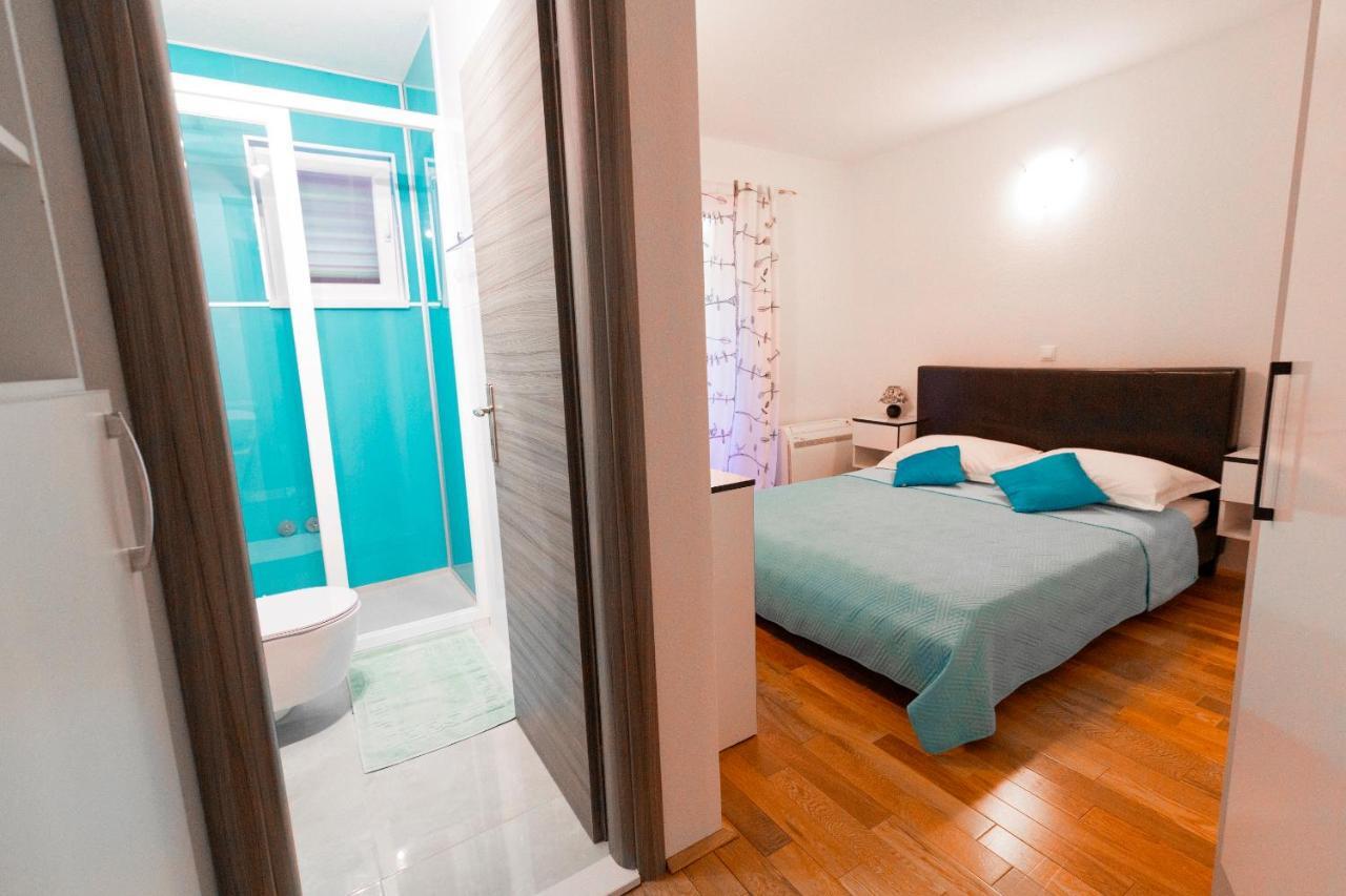 La Storia Apartments Makarska Exterior photo